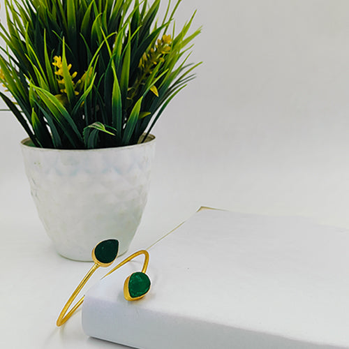 Green Leaf Stone Bracelet