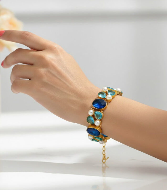 Natural Crystal Stone Bracelet (Blue)